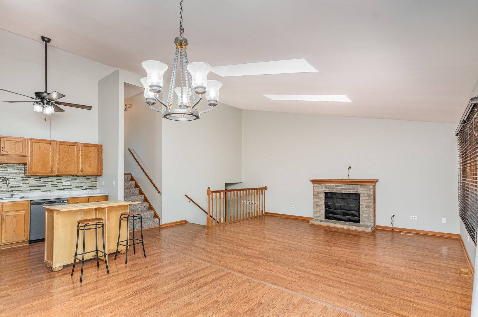 East Dundee, IL 60118,211 Lorien CT