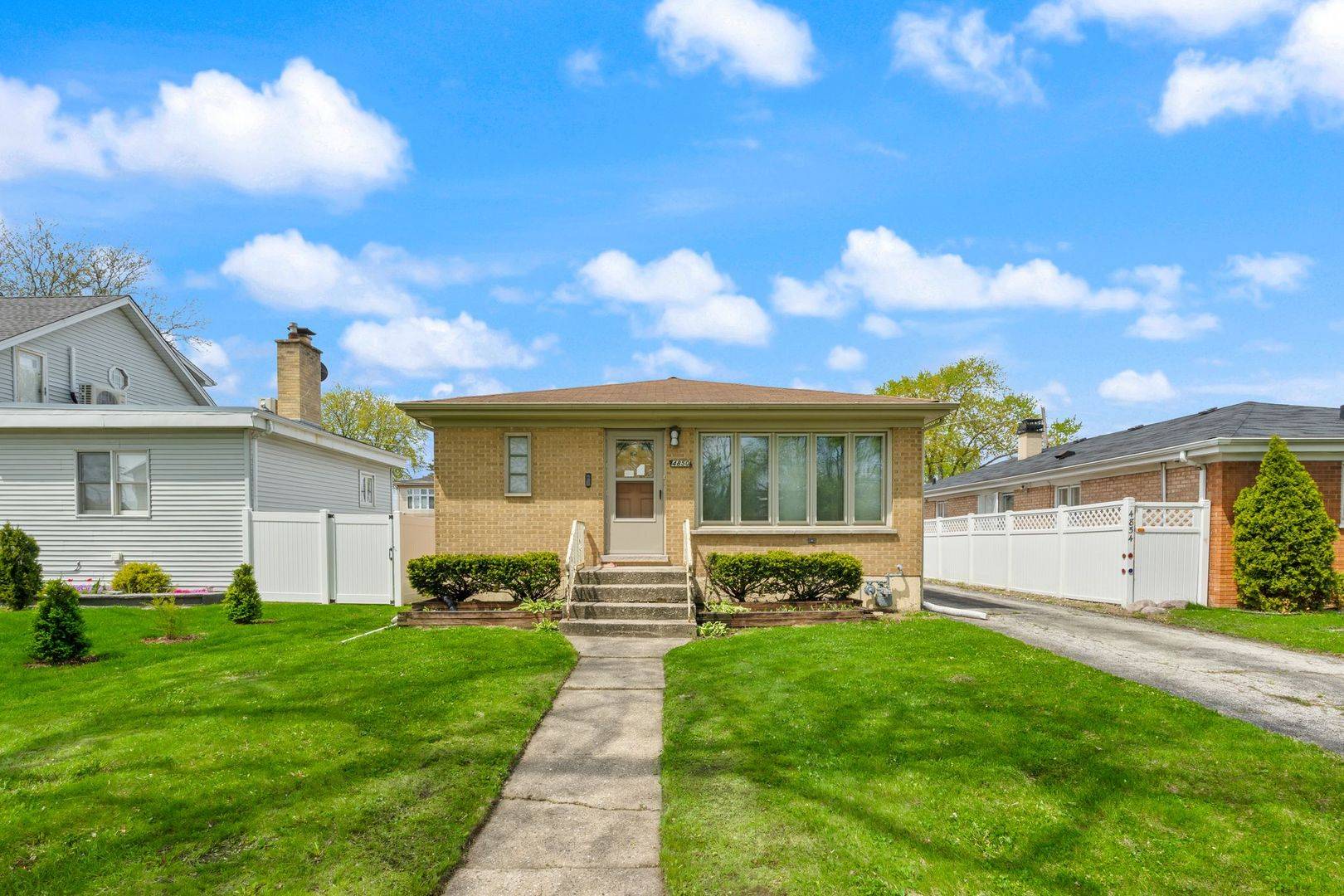 Norridge, IL 60706,4850 N Clifton AVE