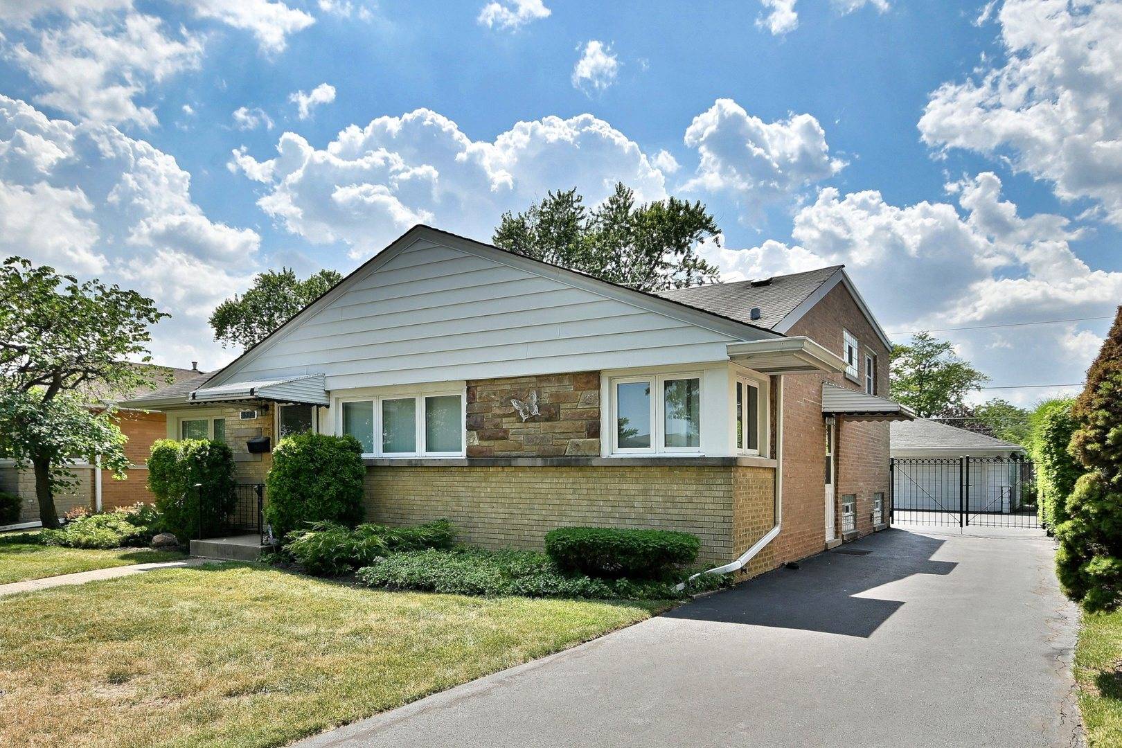 Niles, IL 60714,8532 N Olcott AVE