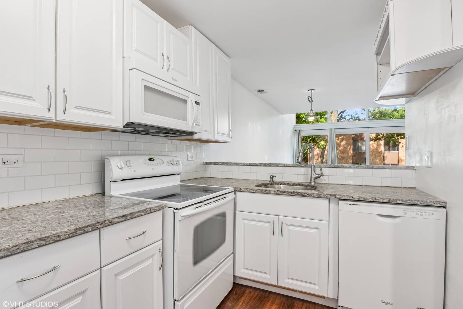 Lisle, IL 60532,5916 Meadow DR #149-A