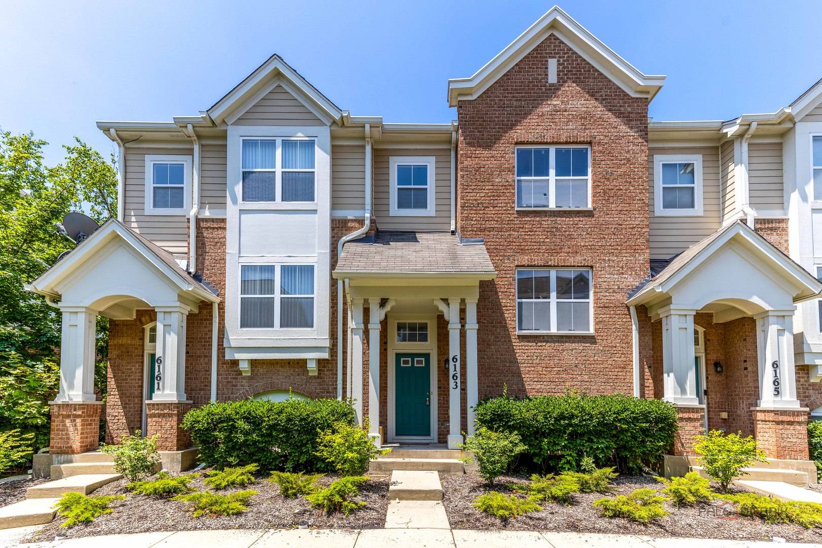 Morton Grove, IL 60053,6163 Mayfair ST