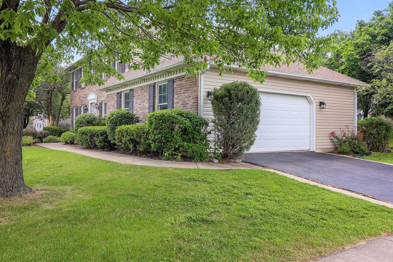 Naperville, IL 60565,1718 BELOIT DR