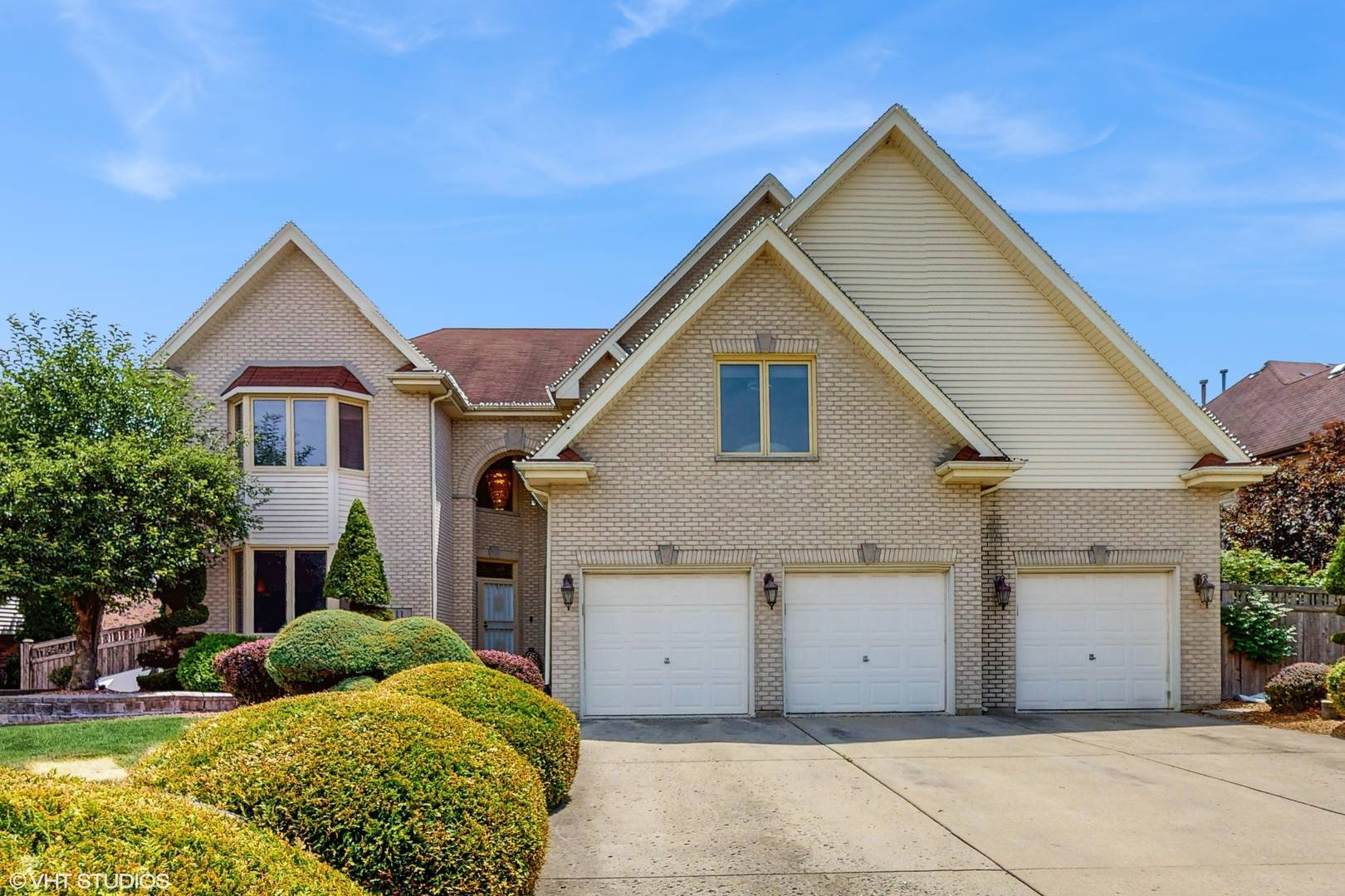 Hazel Crest, IL 60429,11 Carrington CT
