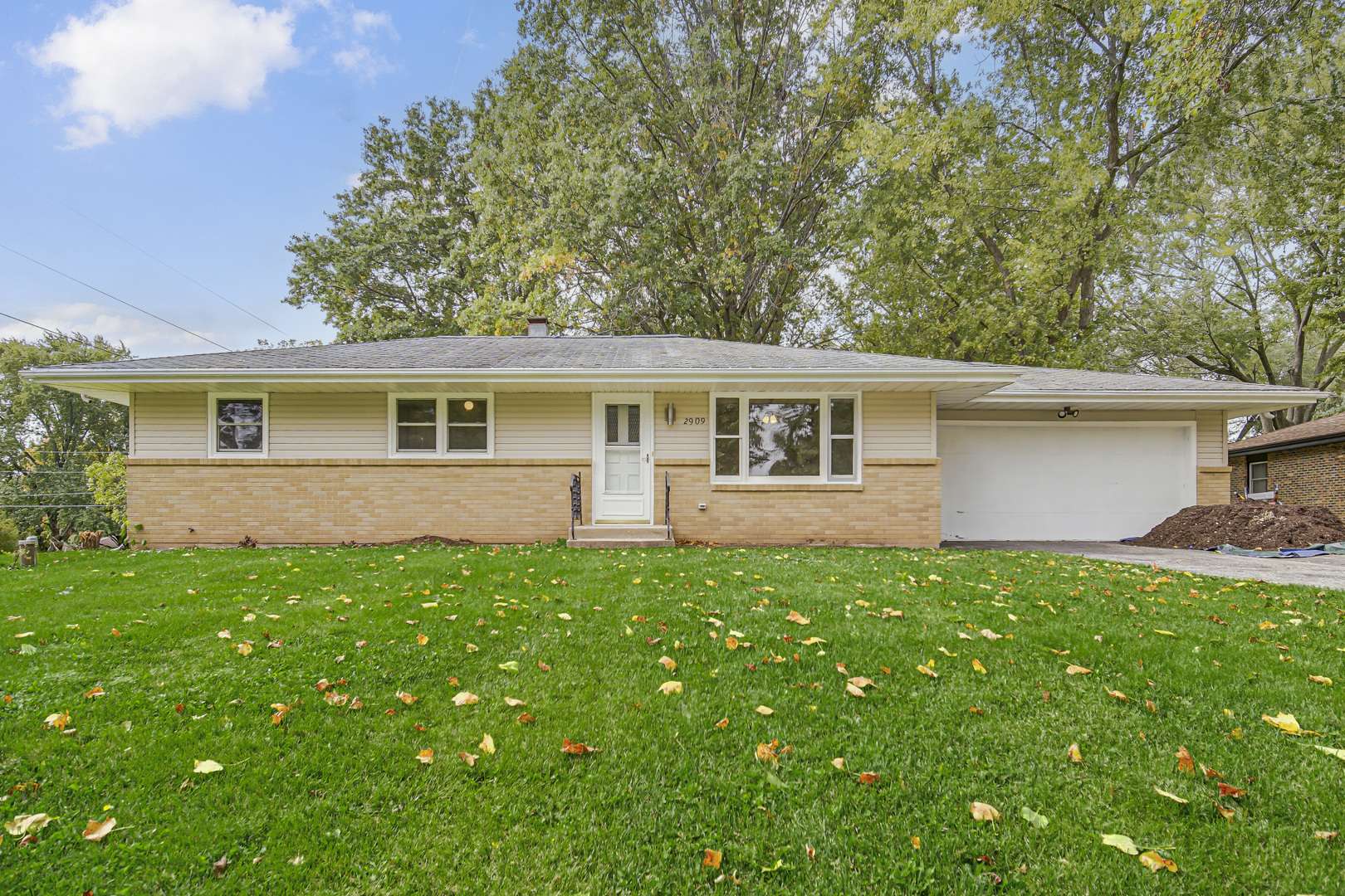 Rockford, IL 61109,2909 Kentwood Pkwy