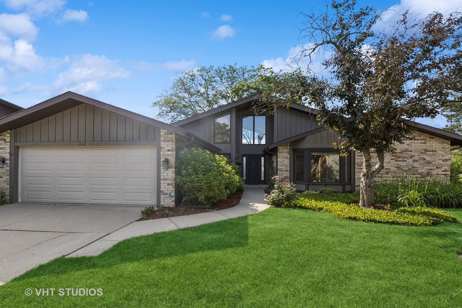 Northbrook, IL 60062,3118 River Falls DR