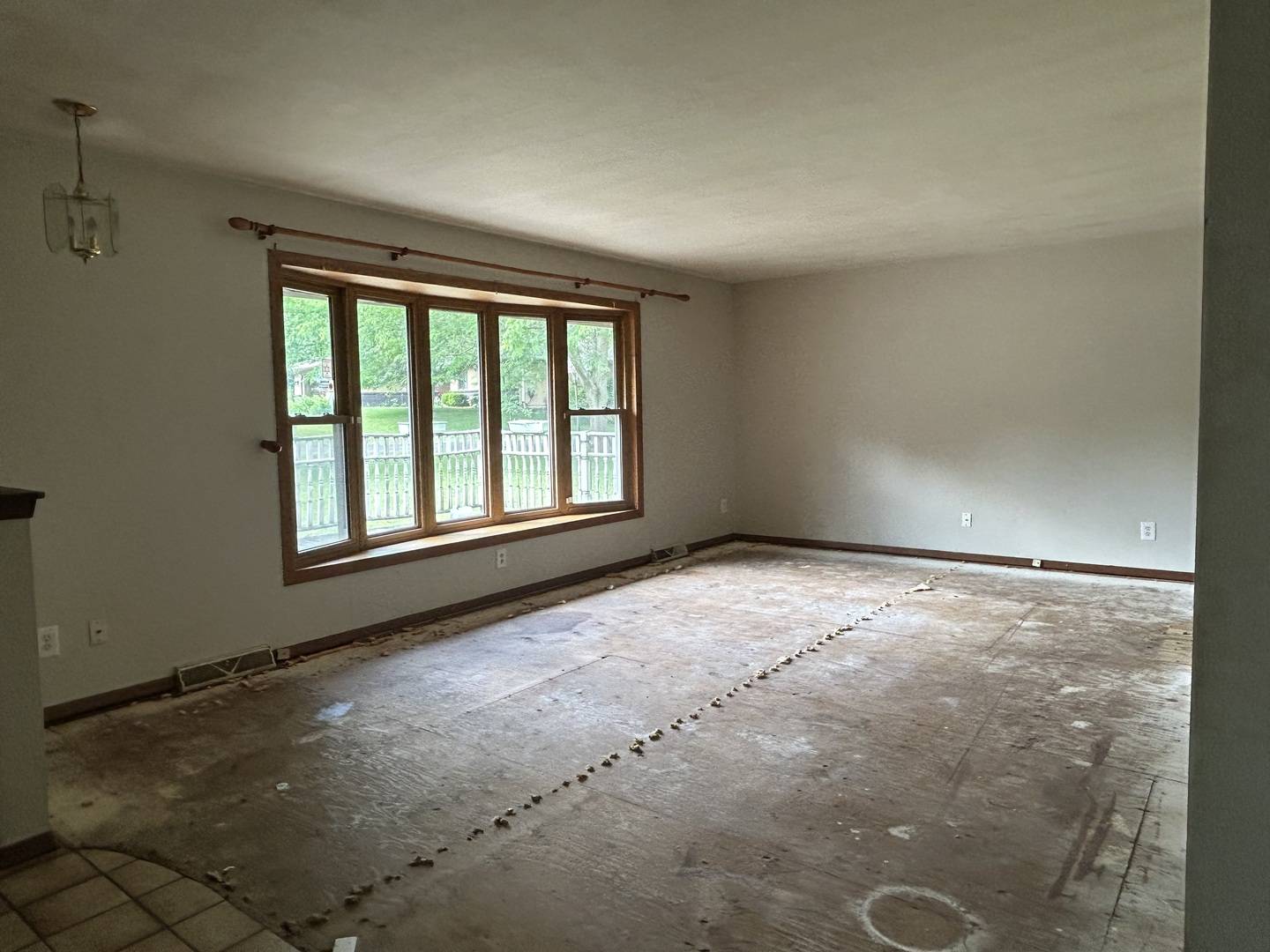 Rockford, IL 61109,3302 Chick Charney DR