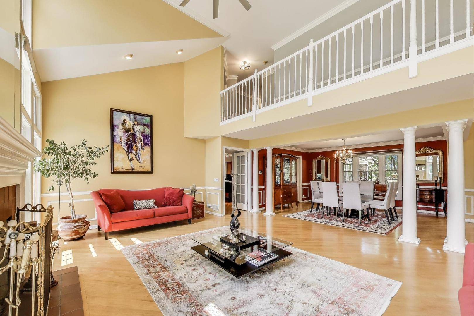 Buffalo Grove, IL 60089,2114 Birchwood LN