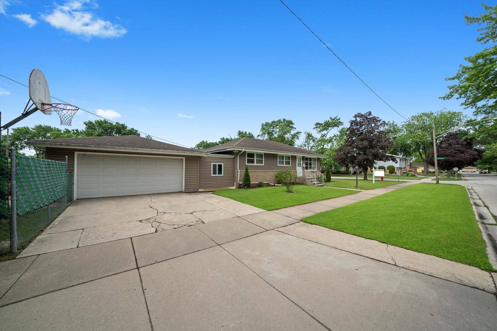 Lansing, IL 60438,18503 Arcadia AVE