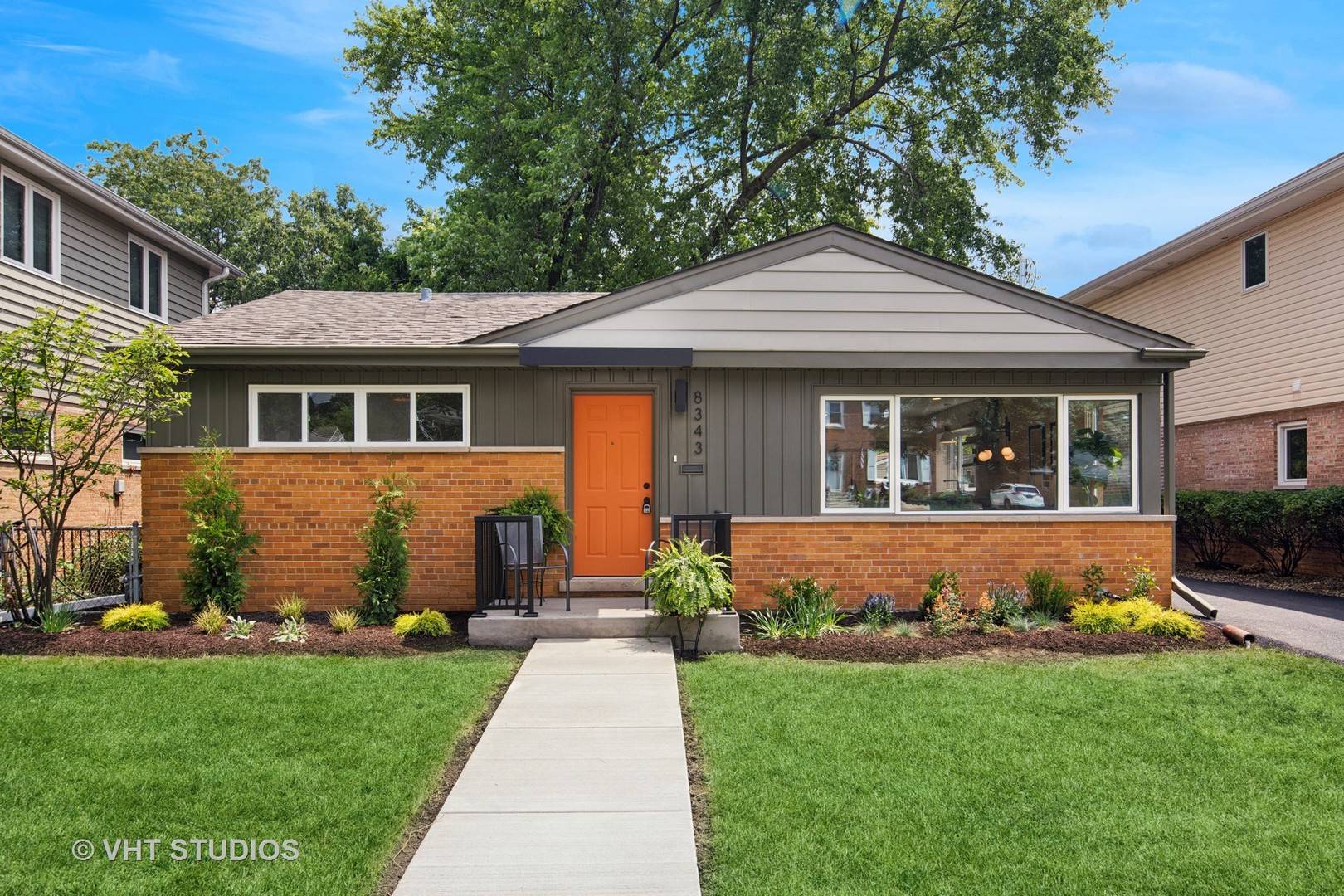 Niles, IL 60714,8343 N Oketo AVE