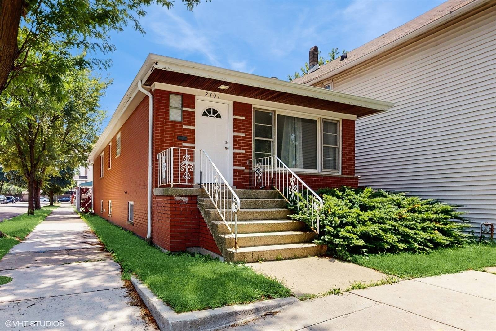 Chicago, IL 60608,2701 S Hillock AVE