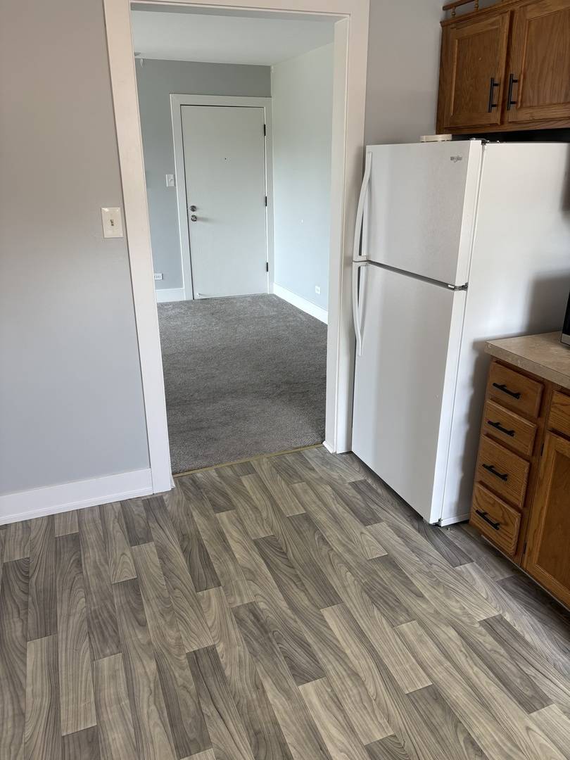 Orland Park, IL 60462,14949 Lakeview DR #204