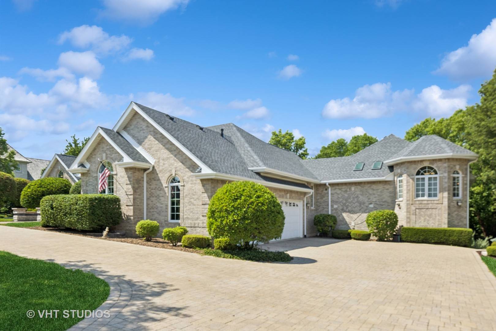 Orland Park, IL 60467,10836 Crystal Ridge CT