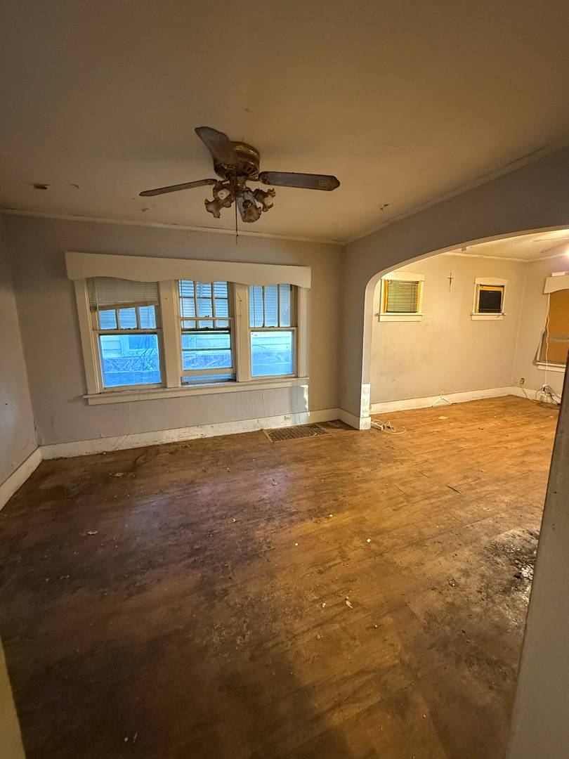 Blue Island, IL 60406,2253 138th ST