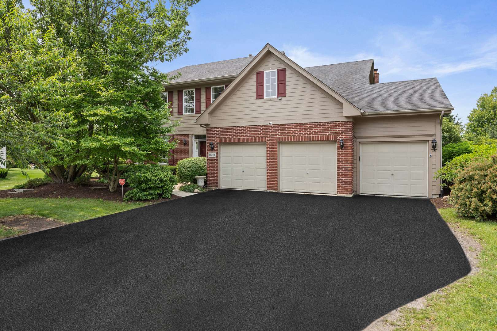Lockport, IL 60441,16266 W Mohawk CT