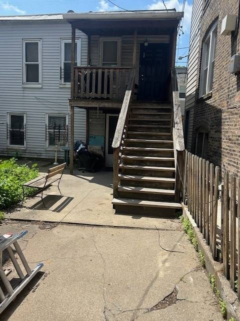 Chicago, IL 60622,2431 W Thomas ST
