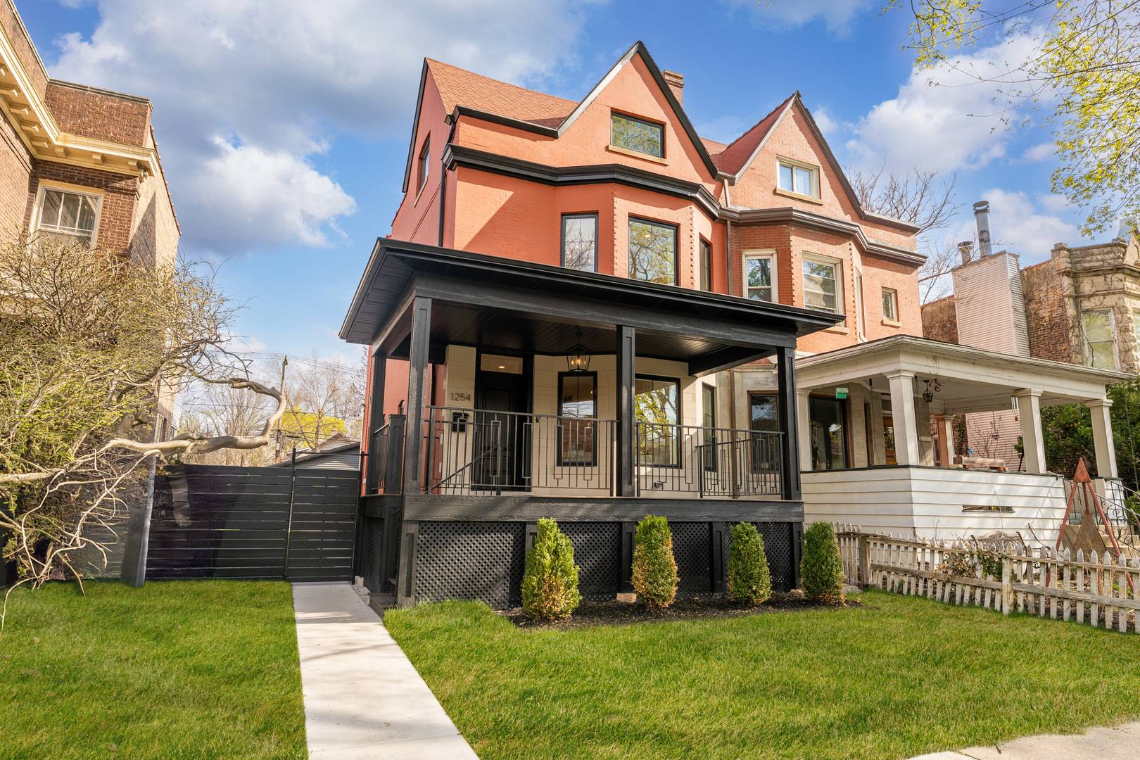 Chicago, IL 60660,1254 W Norwood ST