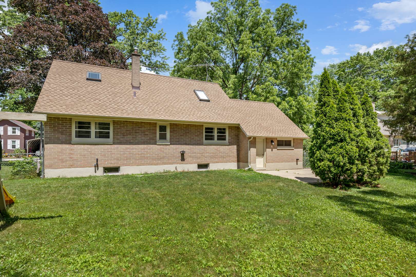 Marengo, IL 60152,635 E Prairie ST