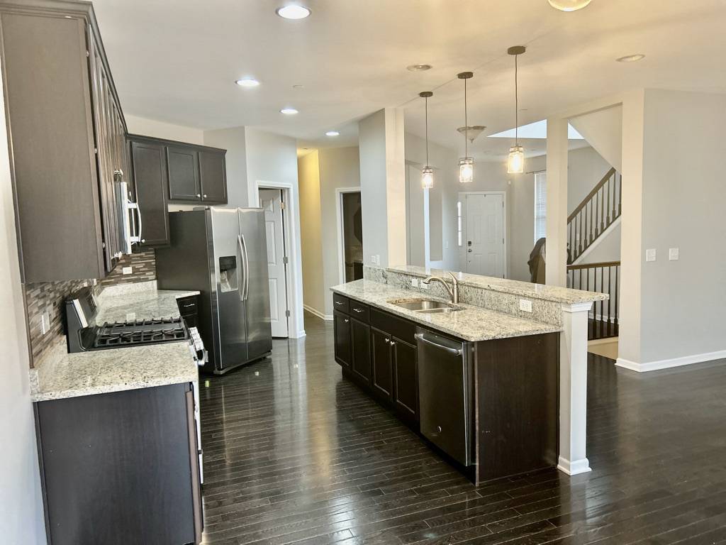 Naperville, IL 60540,2978 Henley LN