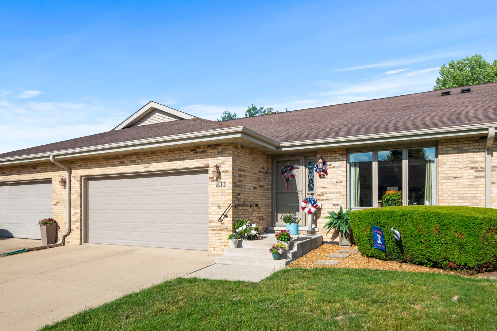 New Lenox, IL 60451,833 Winter Park DR #833