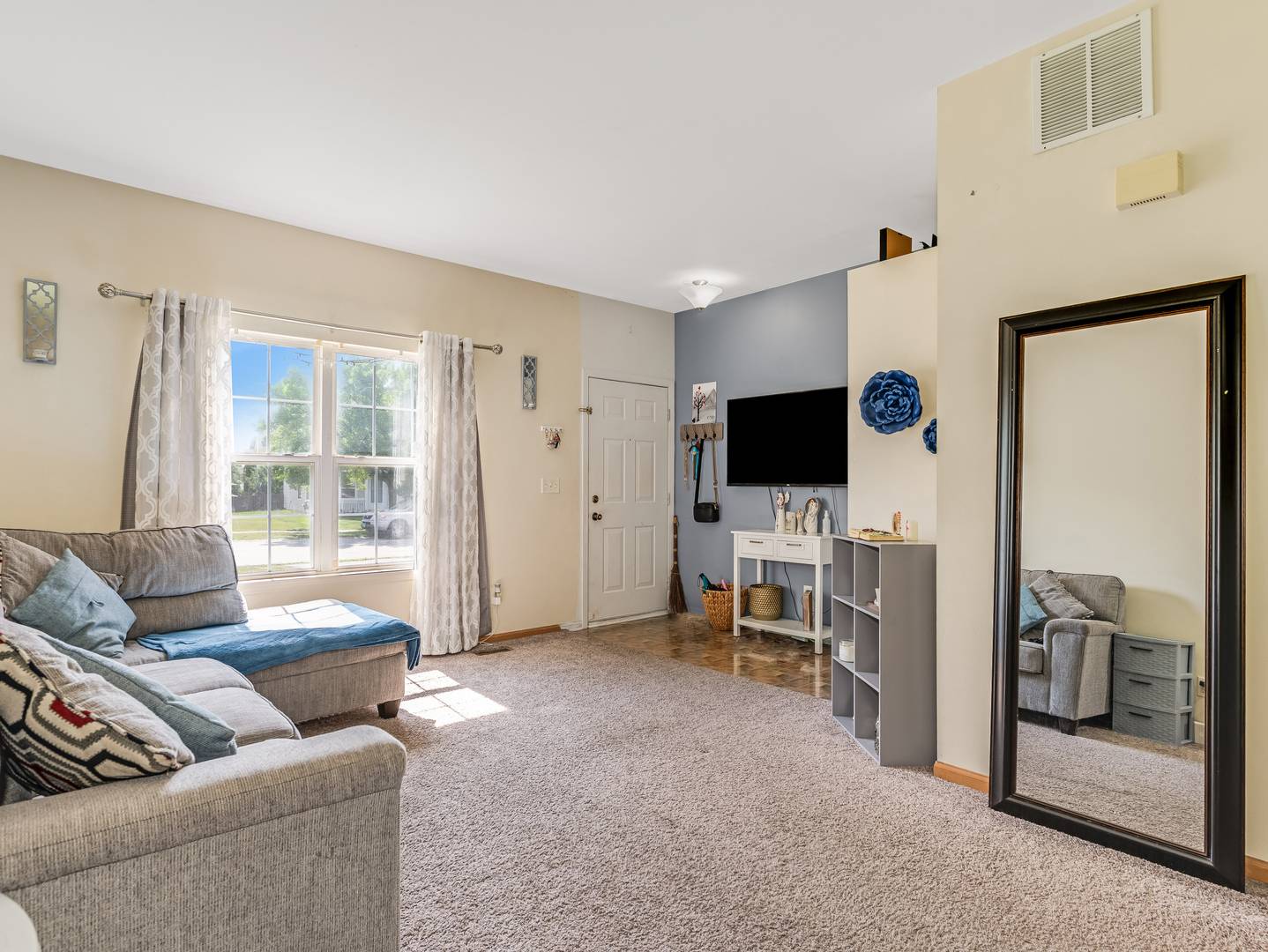Romeoville, IL 60446,685 Zachary DR