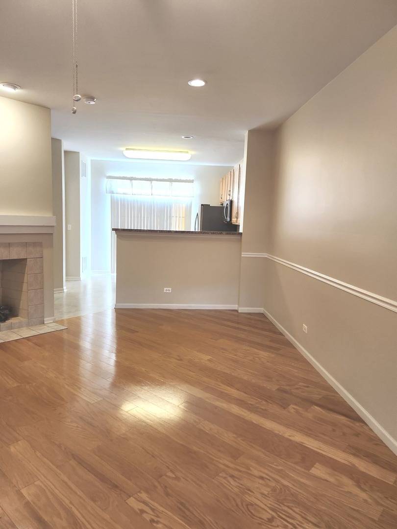Grayslake, IL 60030,228 STATION PARK CIR
