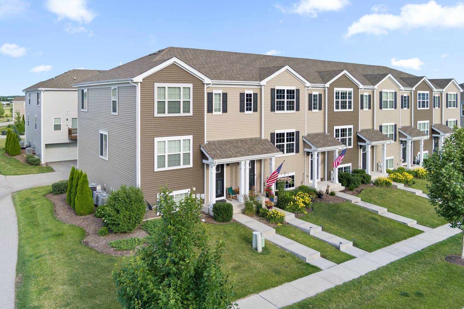 Pingree Grove, IL 60140,2493 Alison AVE