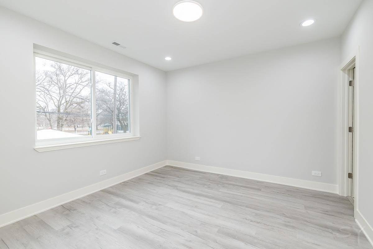 Chicago, IL 60608,1232 S Fairfield AVE #2