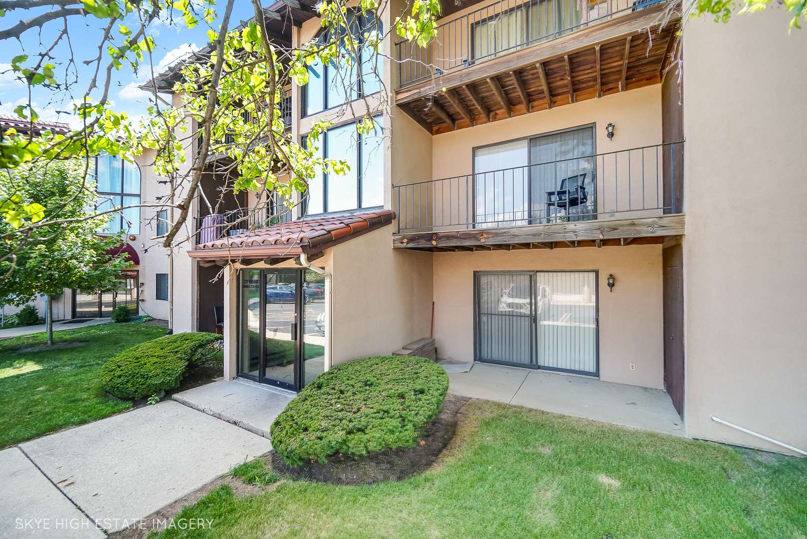 Lombard, IL 60148,21W581 North AVE #30