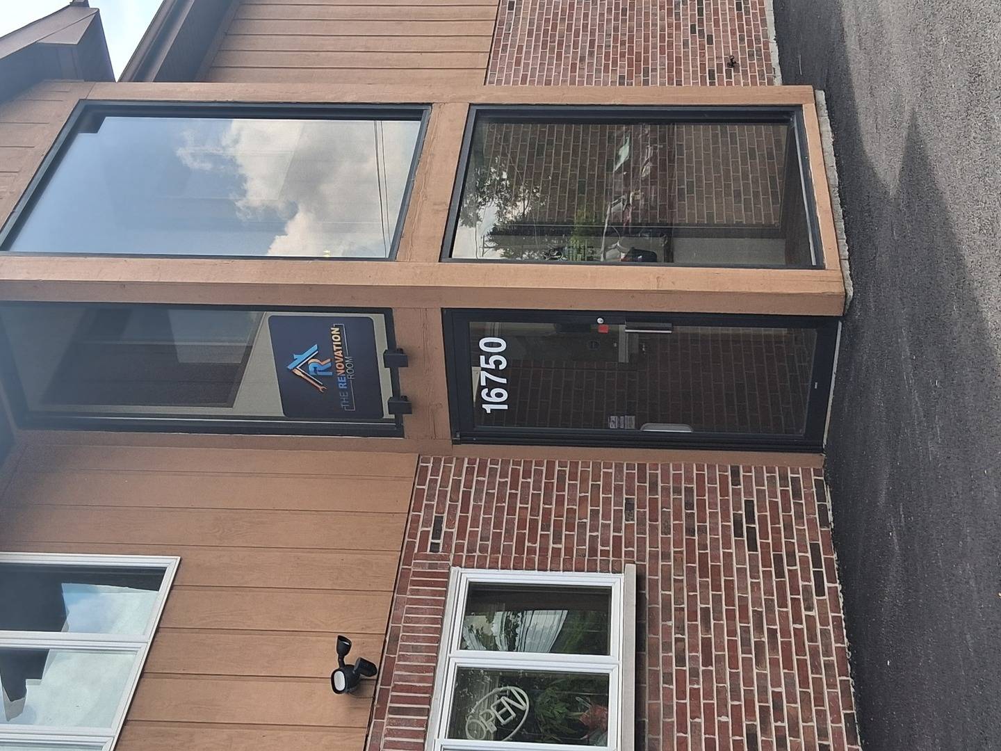 Tinley Park, IL 60477,16750 Oak Park AVE #2R