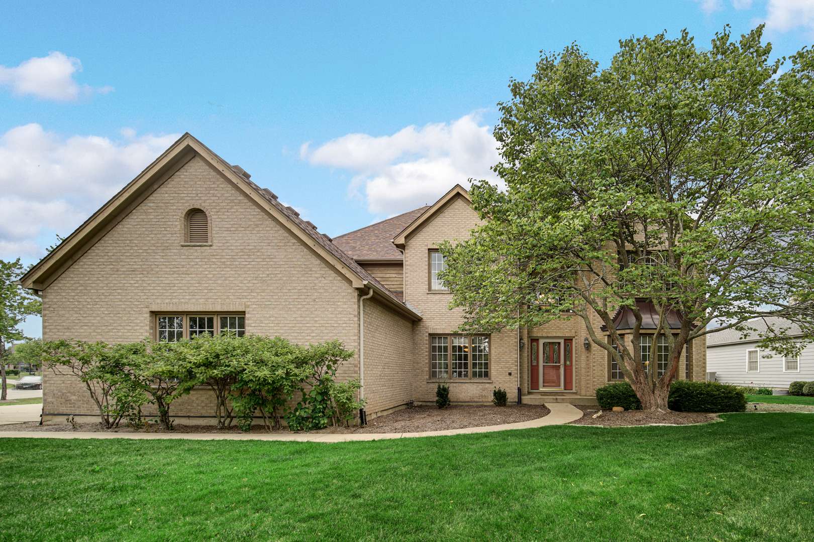 Algonquin, IL 60102,541 Clover DR