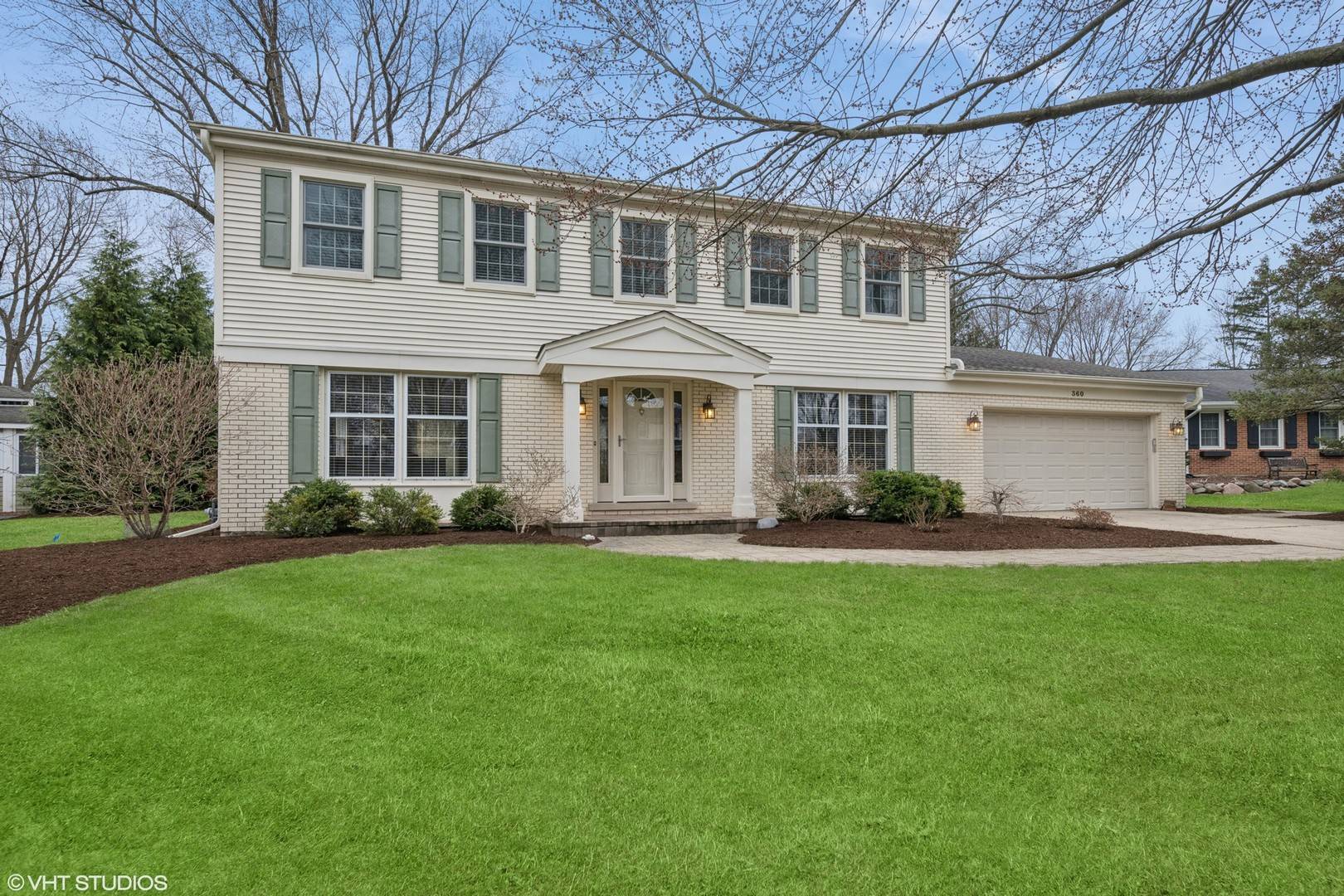 Barrington, IL 60010,360 S Valley RD
