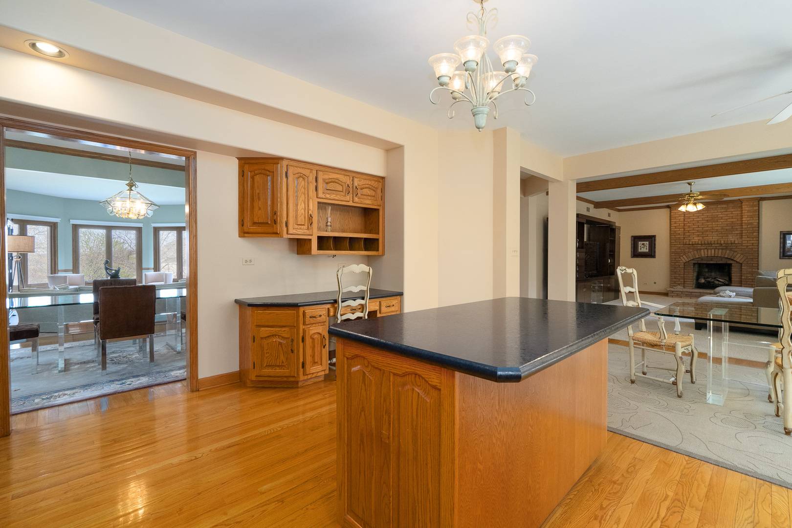 Homer Glen, IL 60491,15328 Sharon DR