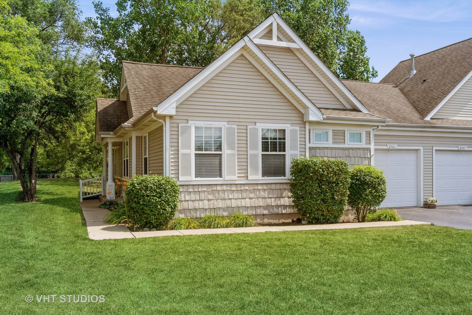 Crest Hill, IL 60403,2501 Park Ridge CT #2501