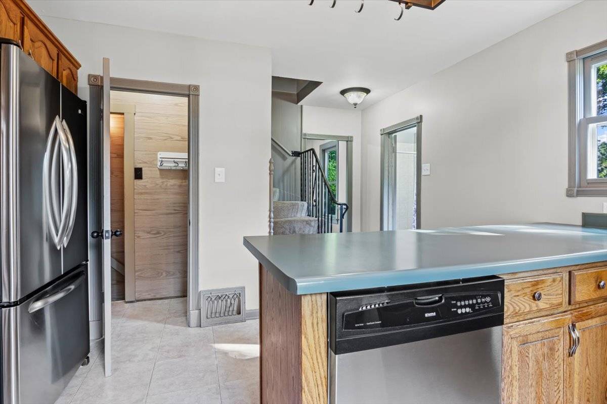 Cary, IL 60013,2016 Grove LN