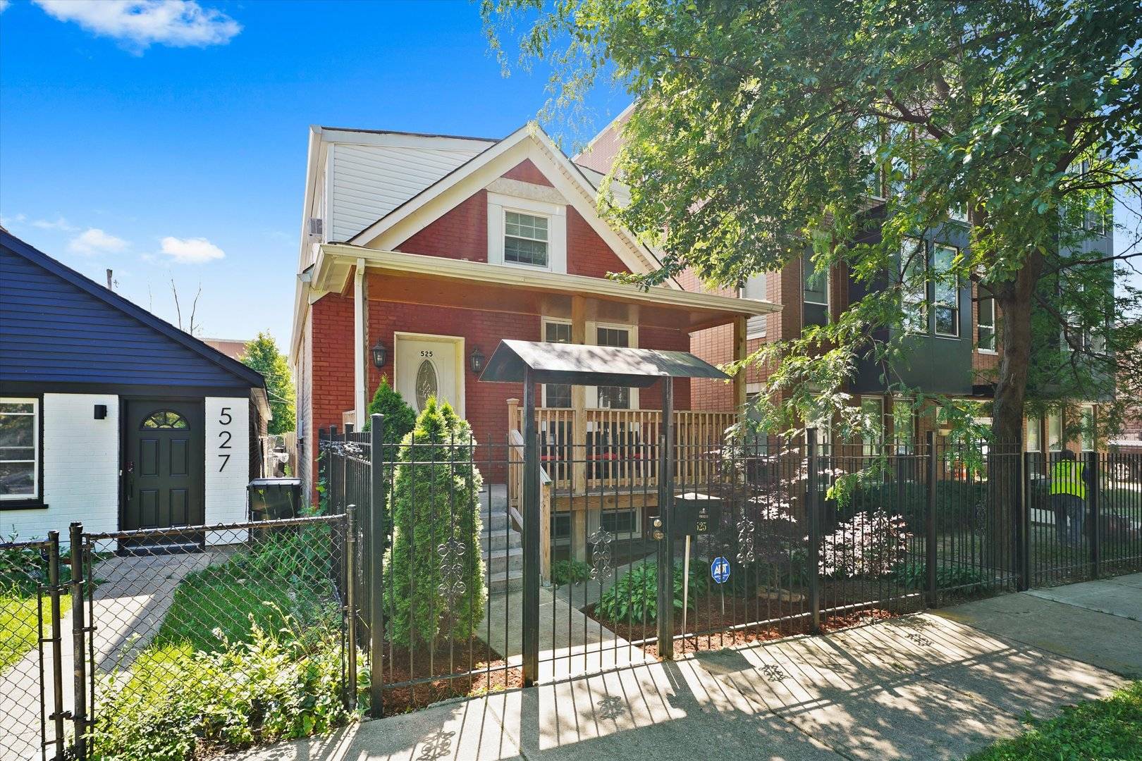 Chicago, IL 60624,525 N Saint Louis AVE