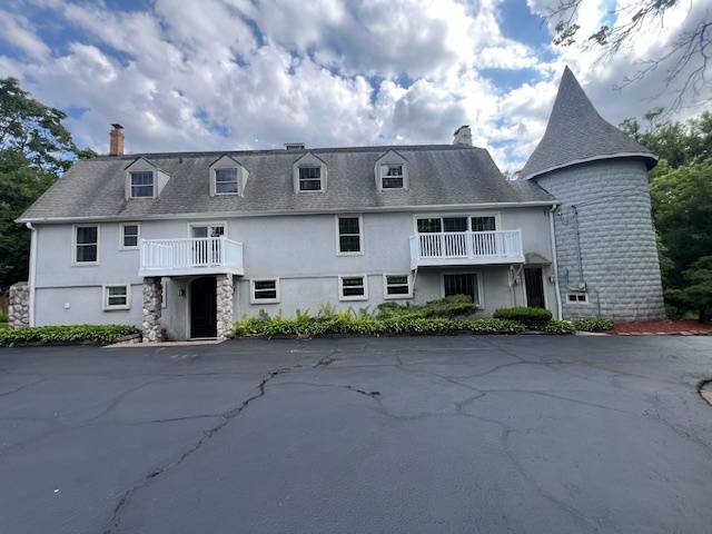 Mettawa, IL 60048,14935 W Old School RD