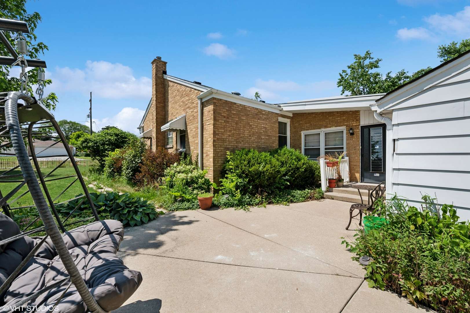 Niles, IL 60714,8301 N Waukegan RD
