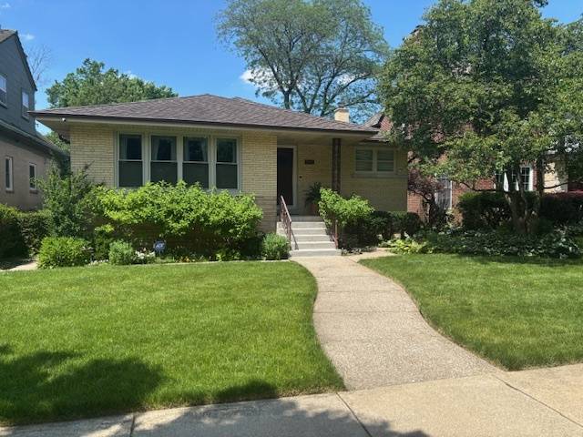 Oak Park, IL 60302,1105 N Euclid AVE
