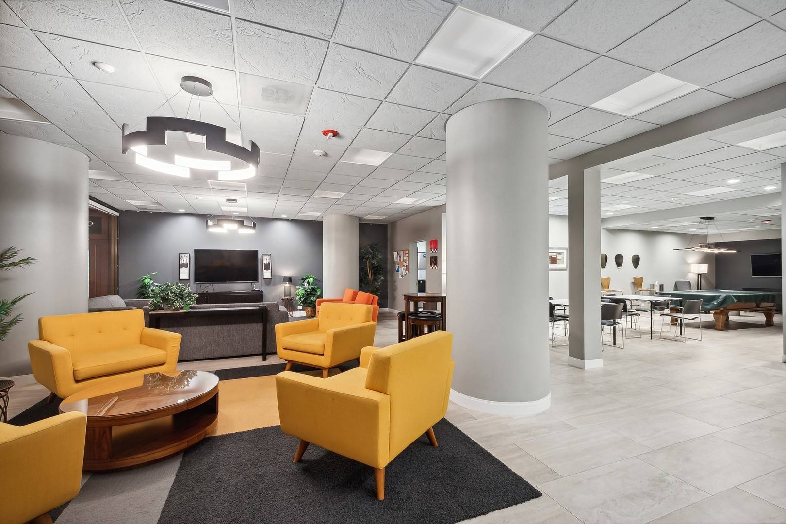 Chicago, IL 60611,505 N LAKE SHORE DR #408