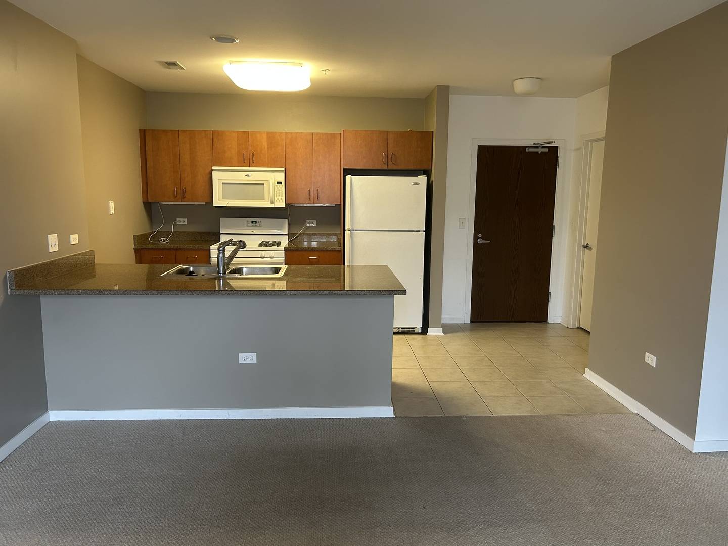 Forest Park, IL 60130,7757 Van Buren ST #413