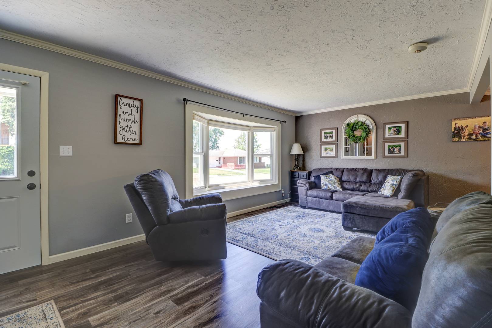 Sterling, IL 61081,1002 E 19th ST