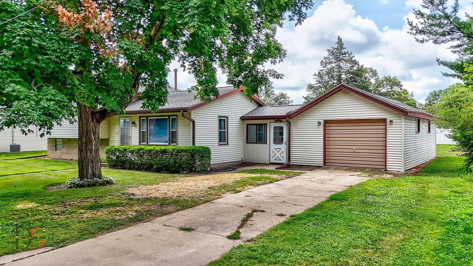 Seneca, IL 61360,132 New ST