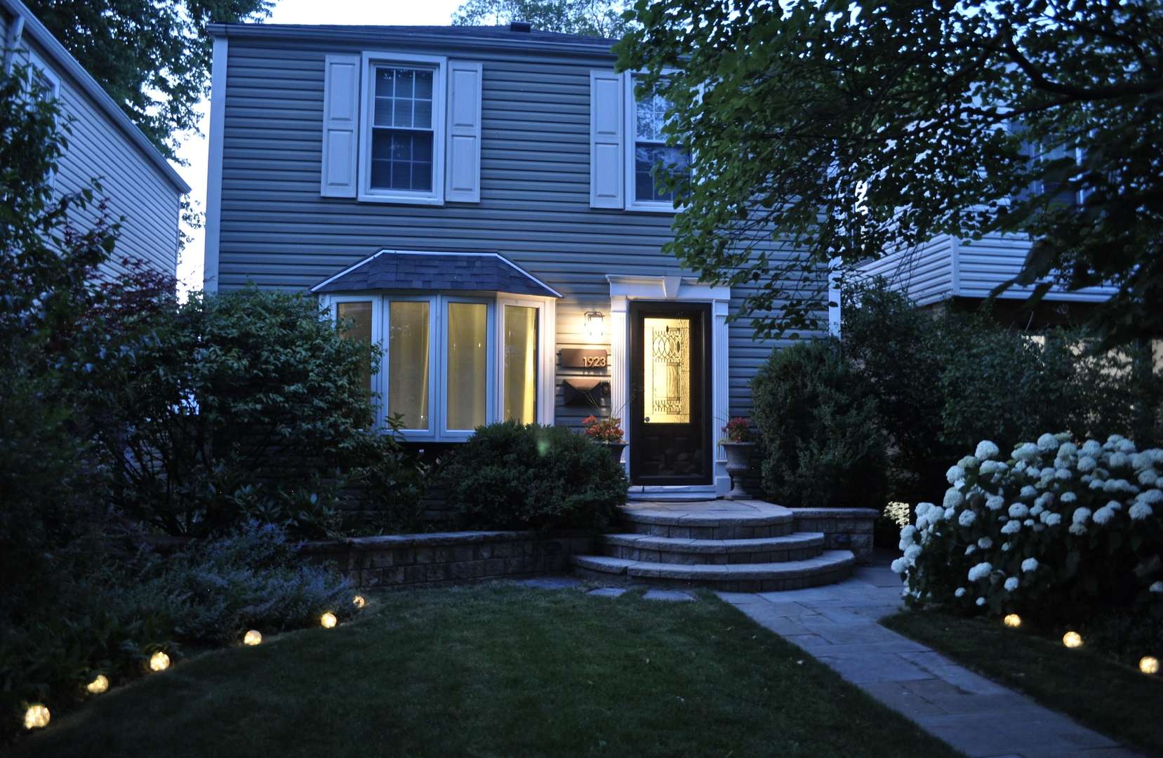 Evanston, IL 60202,1923 Warren ST