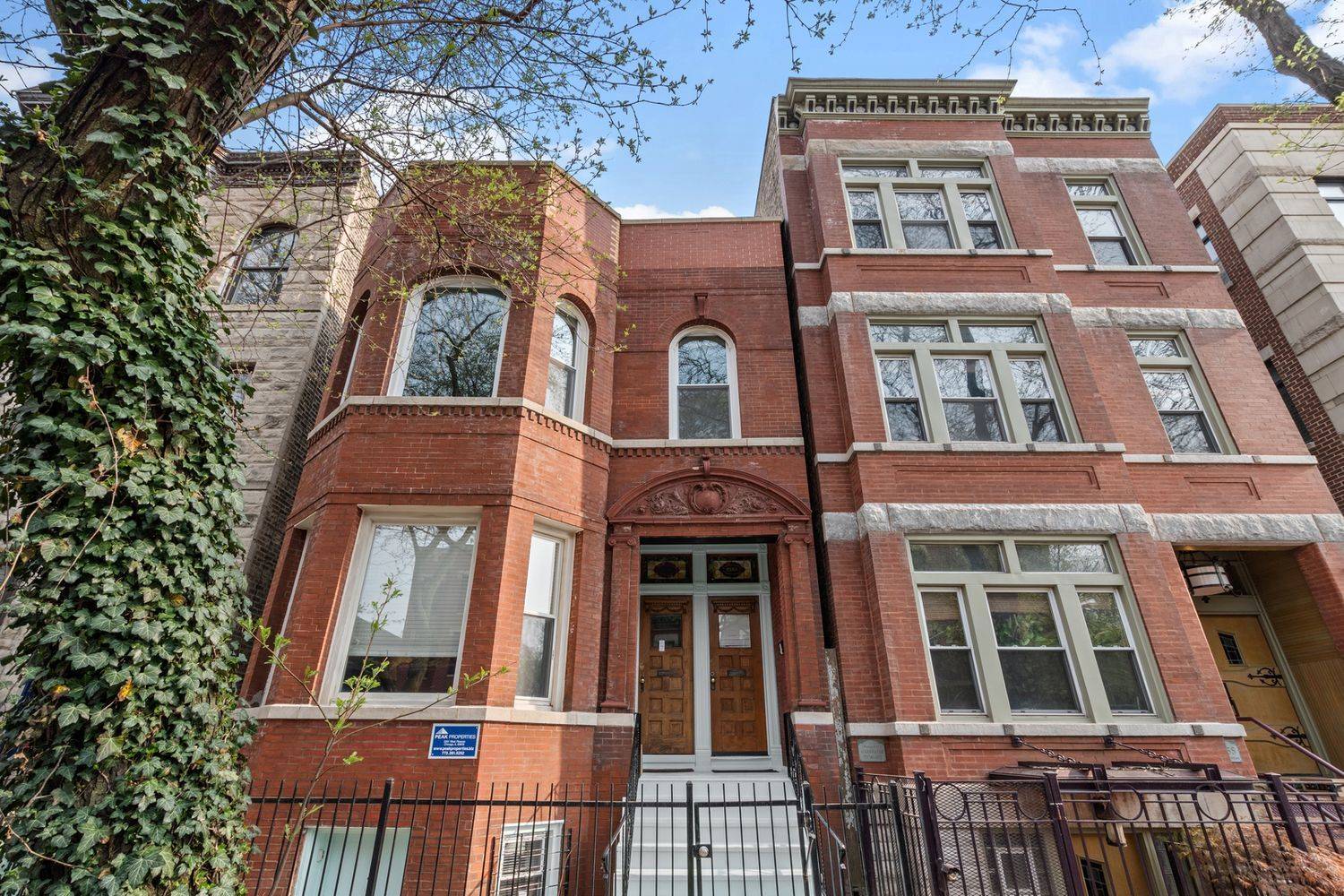Chicago, IL 60622,2153 W Potomac AVE #1R