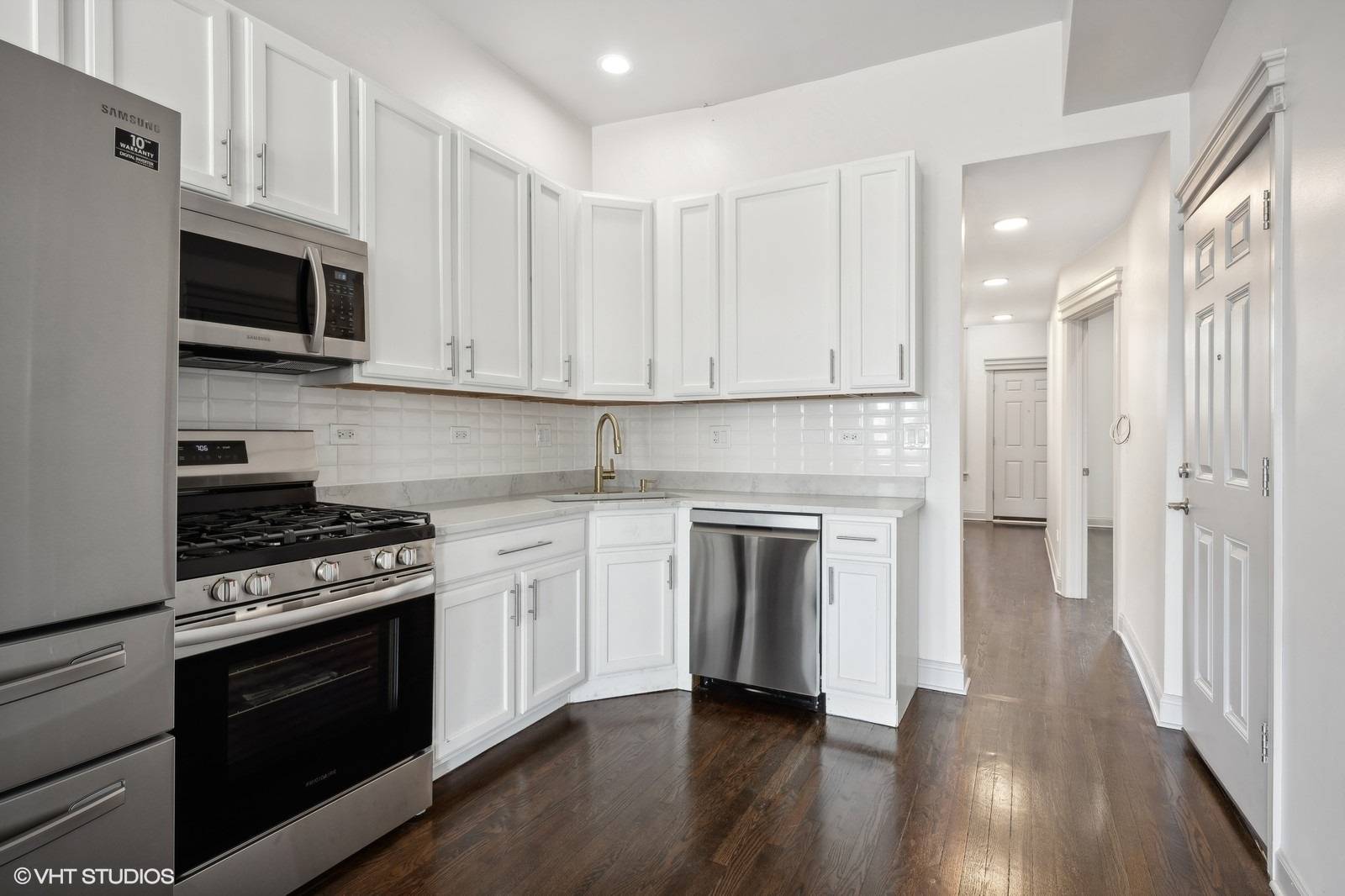 Chicago, IL 60647,2344 W Fullerton AVE #2