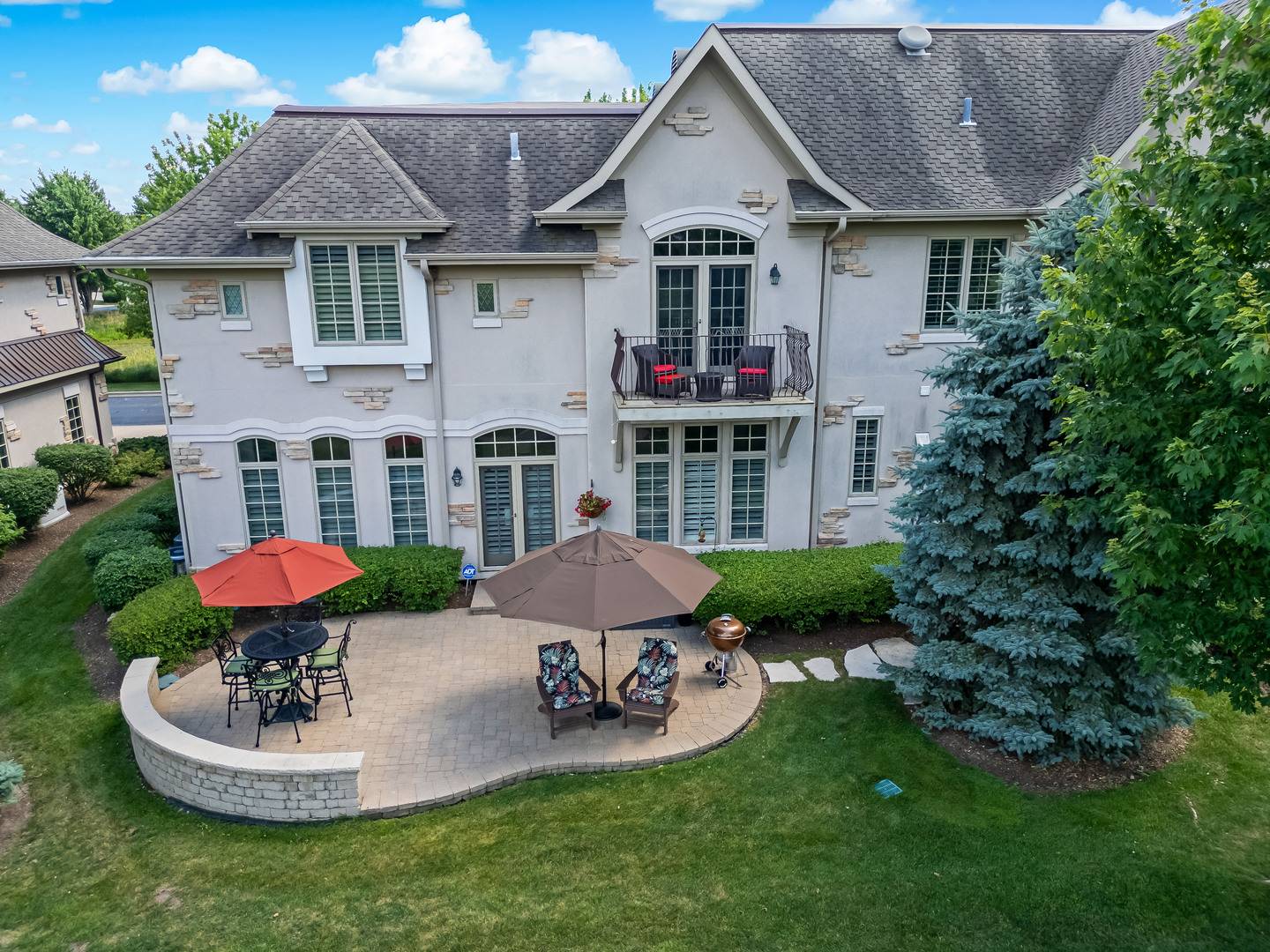 Oak Brook, IL 60523,8 Willowcrest DR