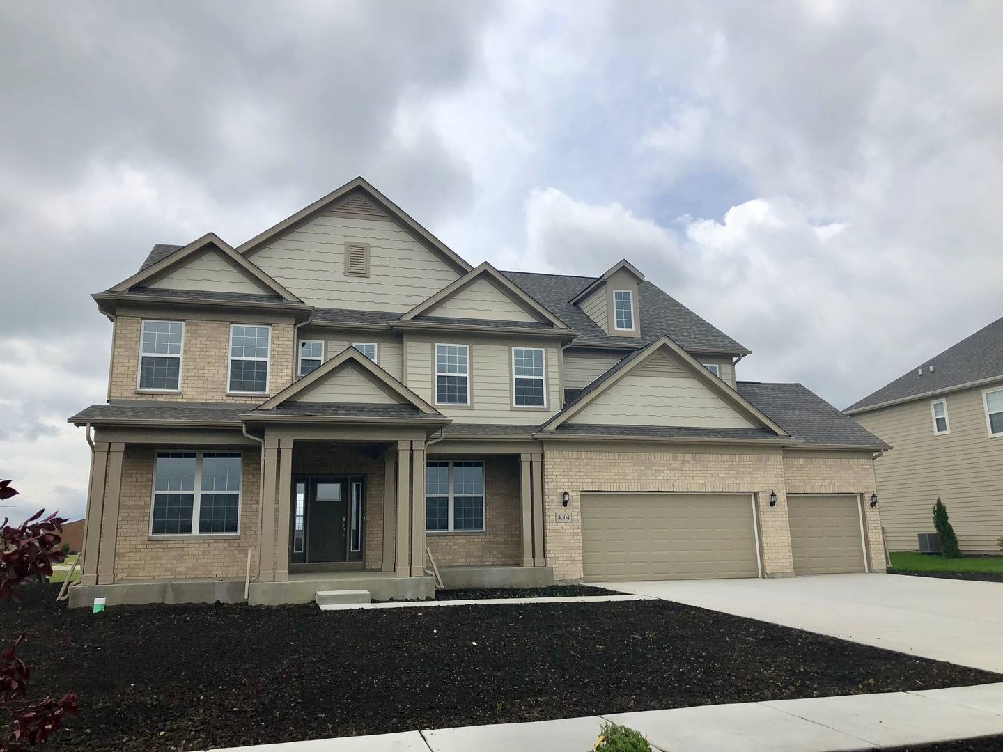 Lisle, IL 60532,6222 LaFond CIR