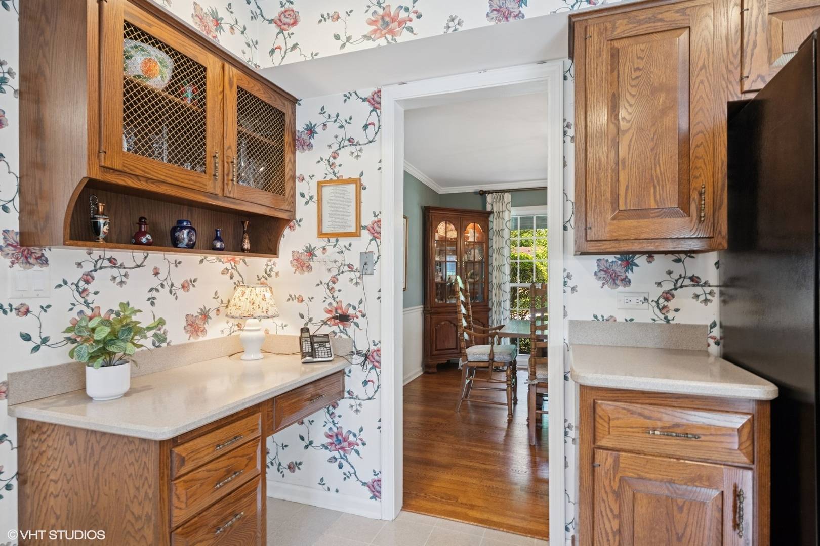 Northfield, IL 60093,375 Sunset DR