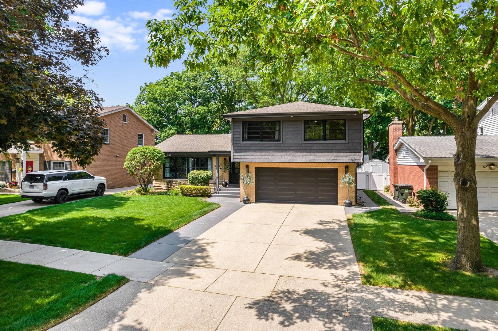 Park Ridge, IL 60068,400 S Rose AVE