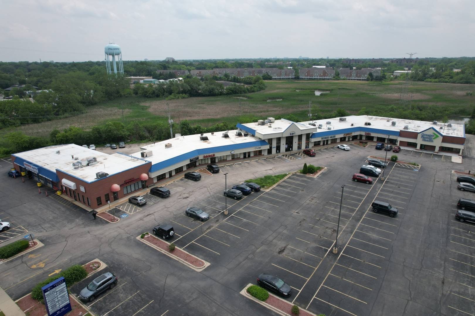 Palatine, IL 60067,315-345 W Northwest HWY #207